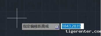 CAD如何通过两点确定偏移距离？