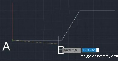 CAD如何通过两点确定偏移距离？